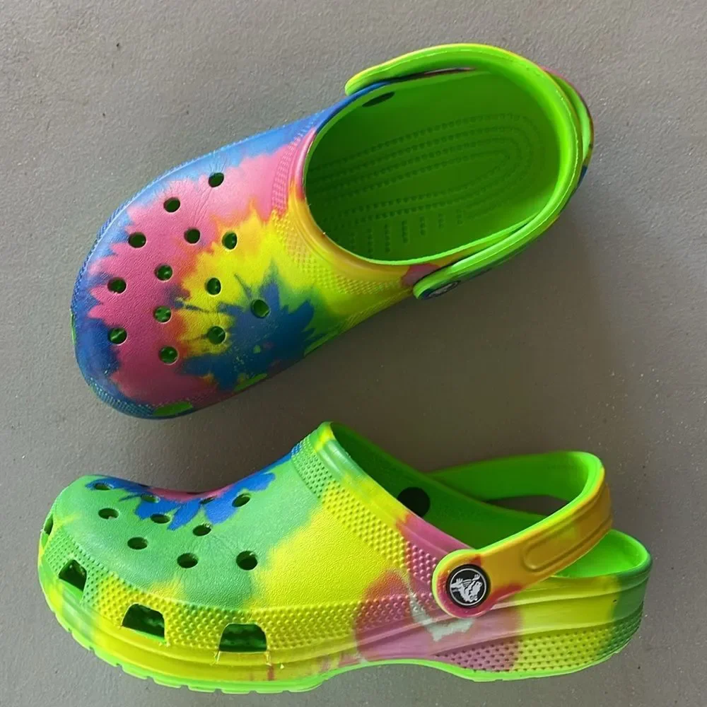 Crocs Big Kids Classic Tie Dye Clog Shoes from Finish Line Size 6 Junior